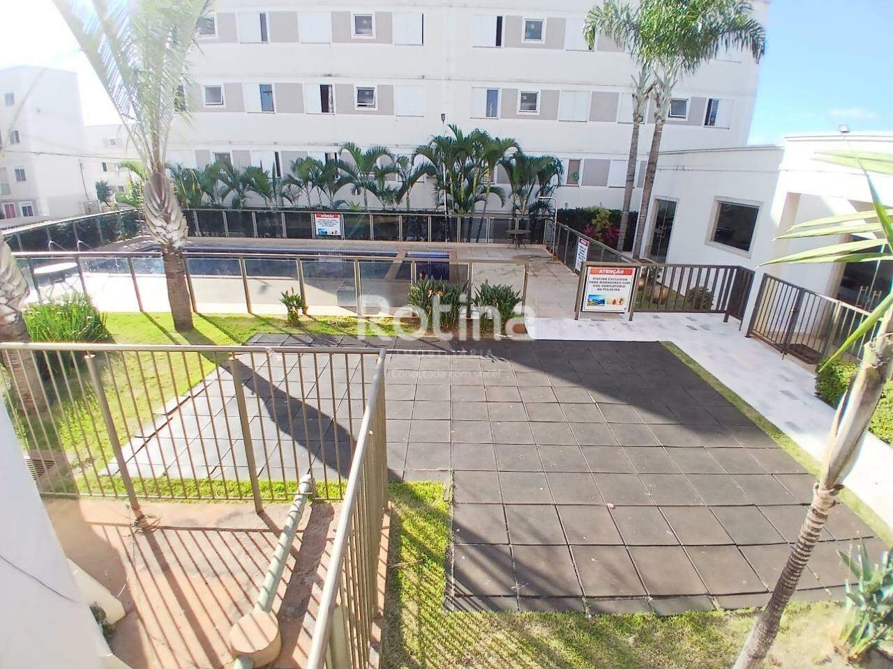 Apartamento para alugar, 2 quartos em Uberlândia no bairro Chacaras Tubalina e Quartel no valor de R$ 750,00 - Rotina Imobiliária: 