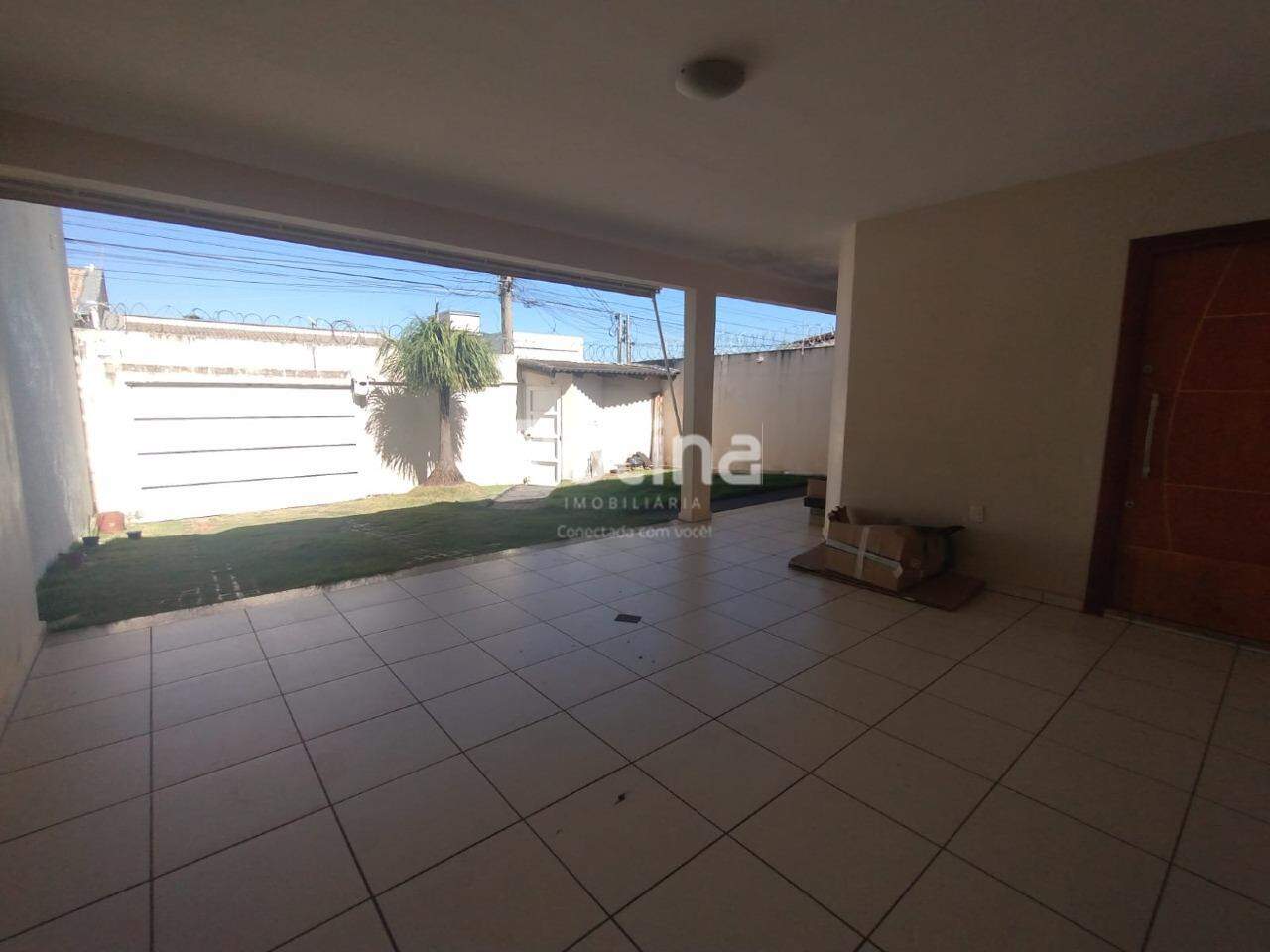 Casa para alugar, 4 quartos em Uberlândia no bairro Brasil no valor de R$ 4.500,00 - Rotina Imobiliária: 