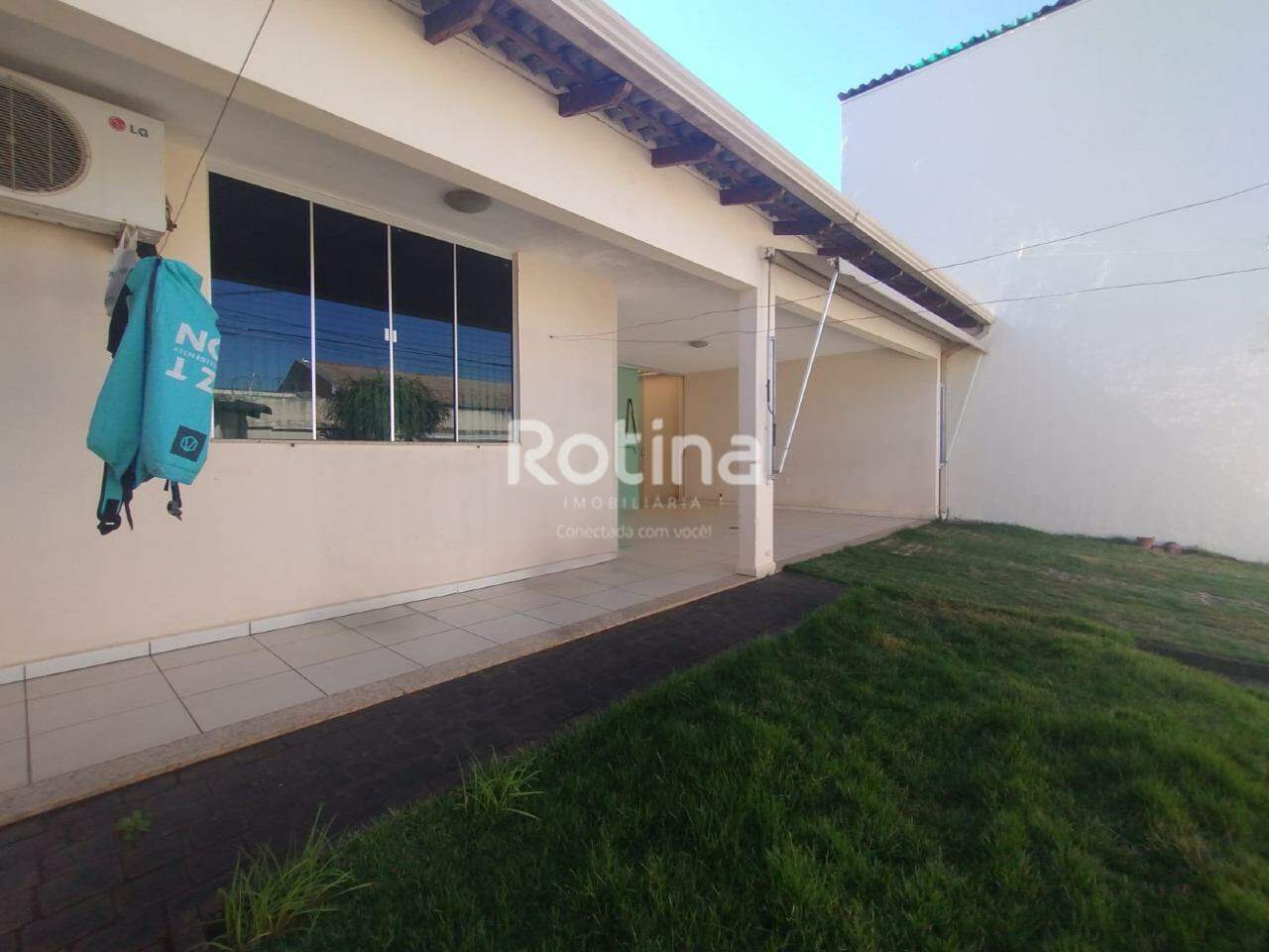 Casa para alugar, 4 quartos em Uberlândia no bairro Brasil no valor de R$ 4.500,00 - Rotina Imobiliária: 
