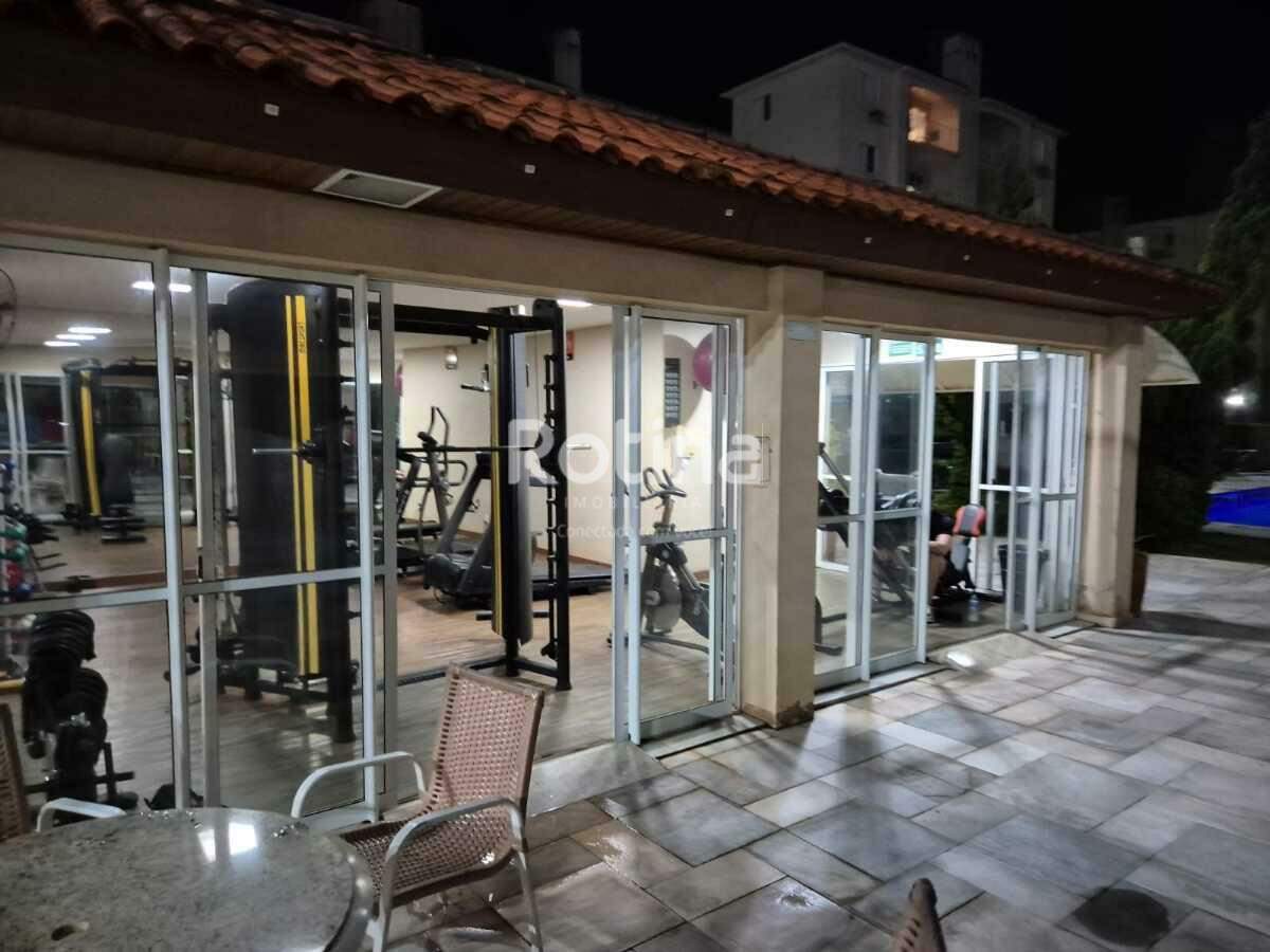 Apartamento à venda, 3 quartos em Uberlândia no bairro Santa Mônica no valor de R$ 425.000,00 - Rotina Imobiliária: 