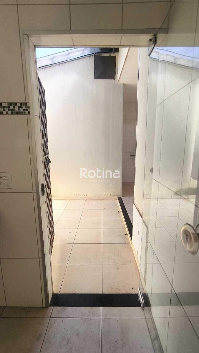 Casa à venda, 5 quartos em Uberlândia no bairro Presidente Roosevelt no valor de R$ 400.000,00 - Rotina Imobiliária: 