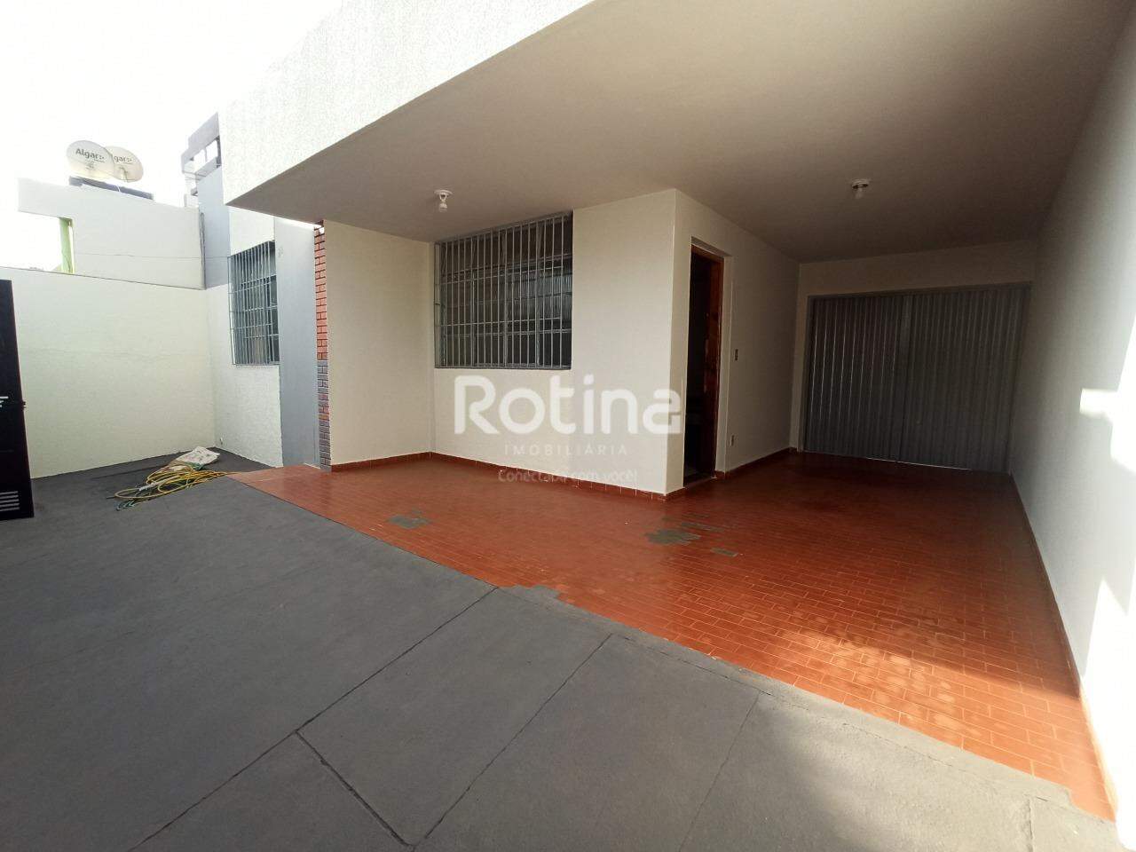 Casa para alugar, 3 quartos em Uberlândia no bairro Brasil no valor de R$ 2.000,00 - Rotina Imobiliária: 