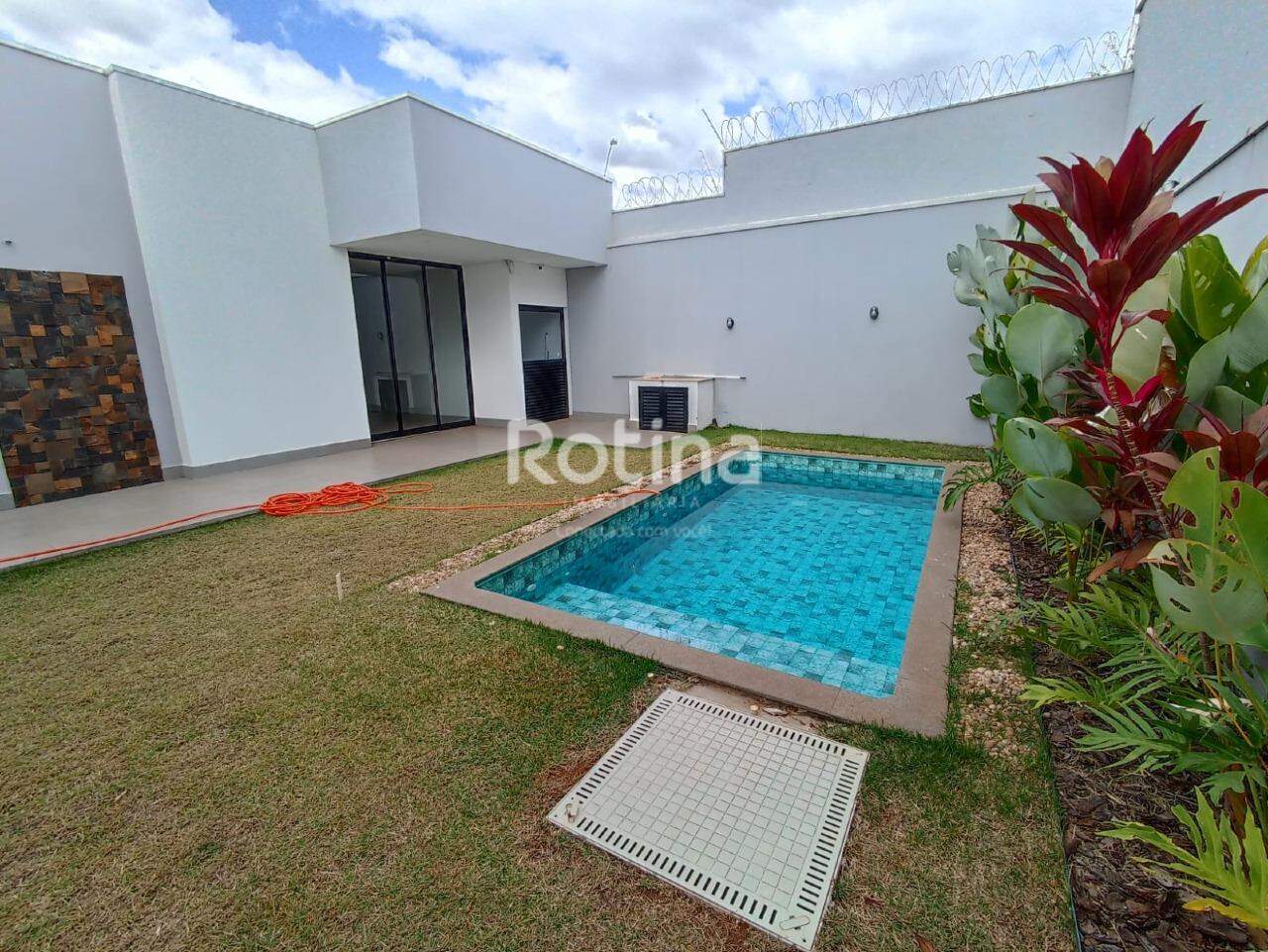Casa à venda, 3 quartos em Uberlândia no bairro Cidade Jardim no valor de R$ 1.400.000,00 - Rotina Imobiliária: 