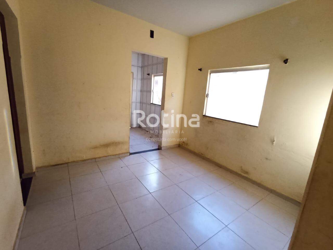 Casa à venda, 3 quartos em Uberlândia no bairro Santa Mônica no valor de R$ 650.000,00 - Rotina Imobiliária: 
