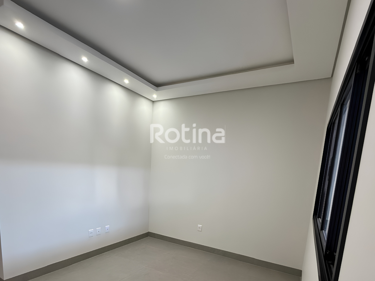 Casa à venda, 2 quartos em Uberlândia no bairro Laranjeiras no valor de R$ 460.000,00 - Rotina Imobiliária: 