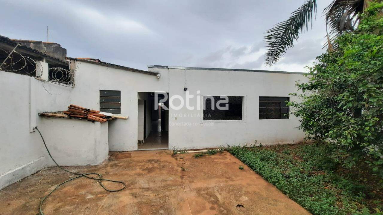 Casa à venda, 3 quartos em Uberlândia no bairro Maravilha no valor de R$ 420.000,00 - Rotina Imobiliária: 
