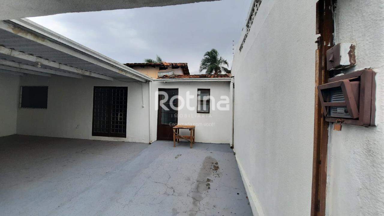 Casa à venda, 3 quartos em Uberlândia no bairro Maravilha no valor de R$ 420.000,00 - Rotina Imobiliária: 