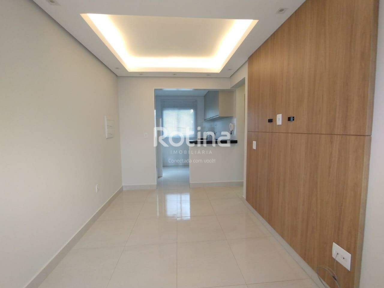 Apartamento para alugar, 2 quartos em Uberlândia no bairro Santa Mônica no valor de R$ 2.300,00 - Rotina Imobiliária: 