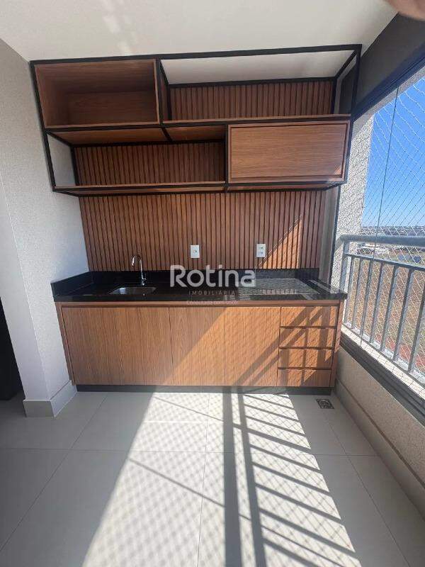 Apartamento para alugar, 3 quartos em Uberlândia no bairro Jardim Sul no valor de R$ 6.500,00 - Rotina Imobiliária: 