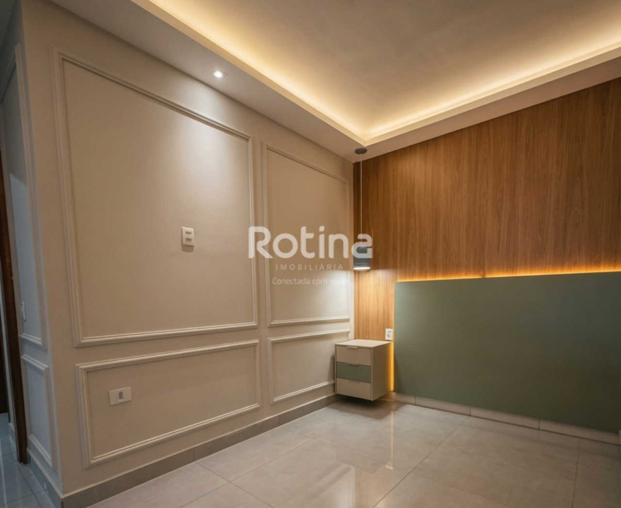 Casa à venda, 3 quartos em Uberlândia no bairro Maravilha no valor de R$ 530.000,00 - Rotina Imobiliária: 