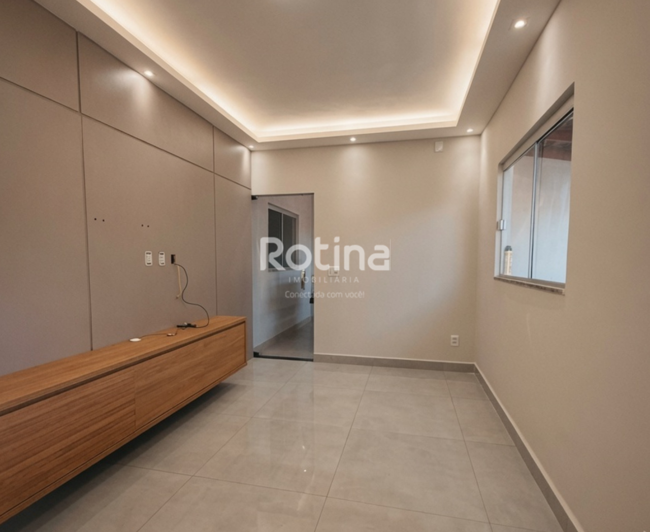 Casa à venda, 3 quartos em Uberlândia no bairro Maravilha no valor de R$ 530.000,00 - Rotina Imobiliária: 