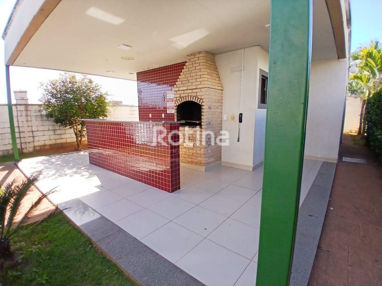 Apartamento para alugar, 2 quartos em Uberlândia no bairro Aclimação no valor de R$ 950,00 - Rotina Imobiliária: 