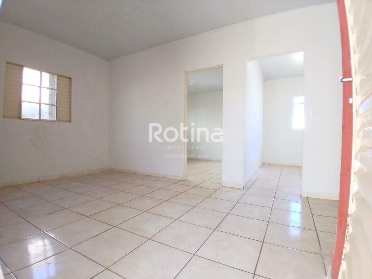 Casa para alugar, 2 quartos em Uberlândia no bairro Segismundo Pereira no valor de R$ 1.450,00 - Rotina Imobiliária: 