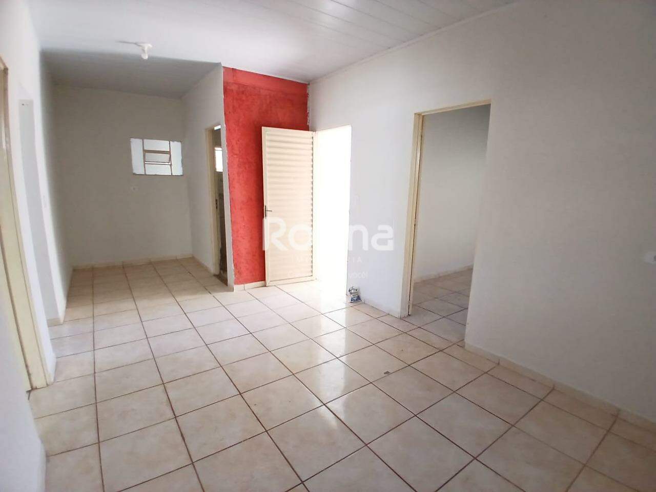 Casa para alugar, 2 quartos em Uberlândia no bairro Segismundo Pereira no valor de R$ 1.450,00 - Rotina Imobiliária: 