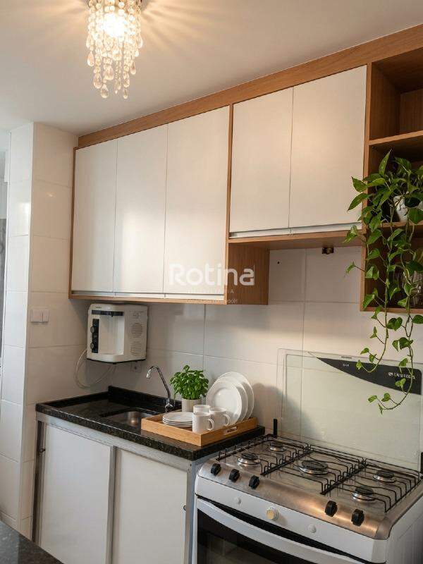 Apartamento à venda, 2 quartos em Uberlândia no bairro Jardim Holanda no valor de R$ 200.000,00 - Rotina Imobiliária: 