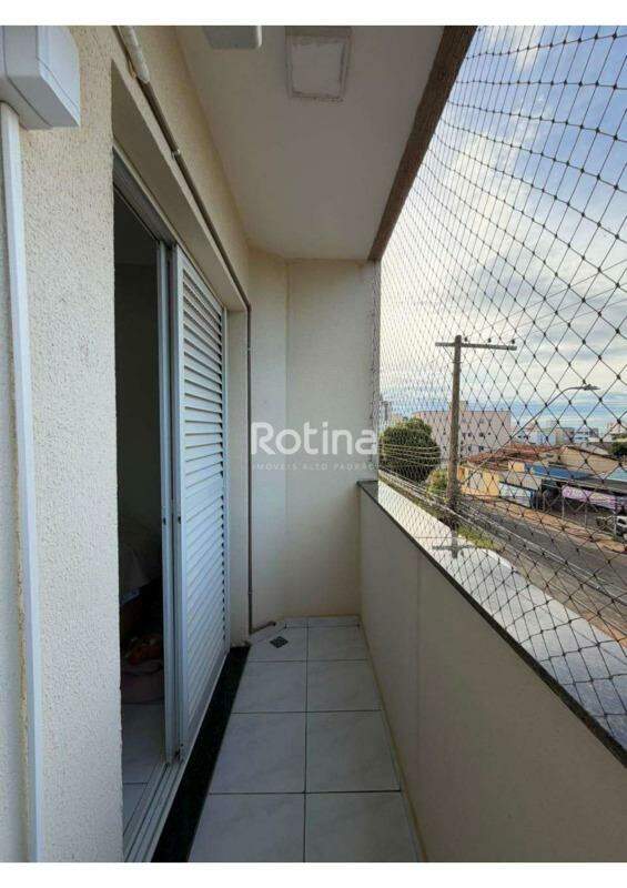 Apartamento à venda, 2 quartos em Uberlândia no bairro Santa Mônica no valor de R$ 299.000,00 - Rotina Imobiliária: 