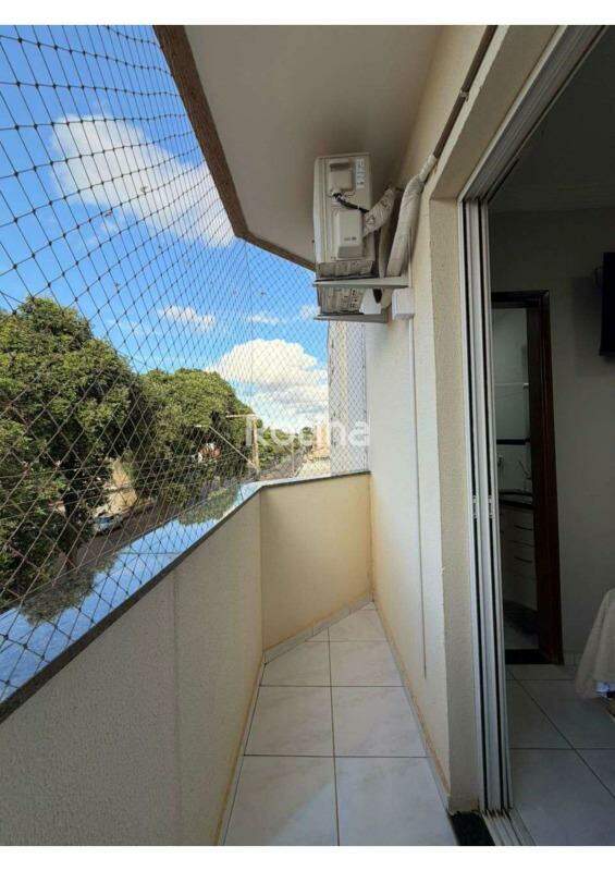 Apartamento à venda, 2 quartos em Uberlândia no bairro Santa Mônica no valor de R$ 299.000,00 - Rotina Imobiliária: 