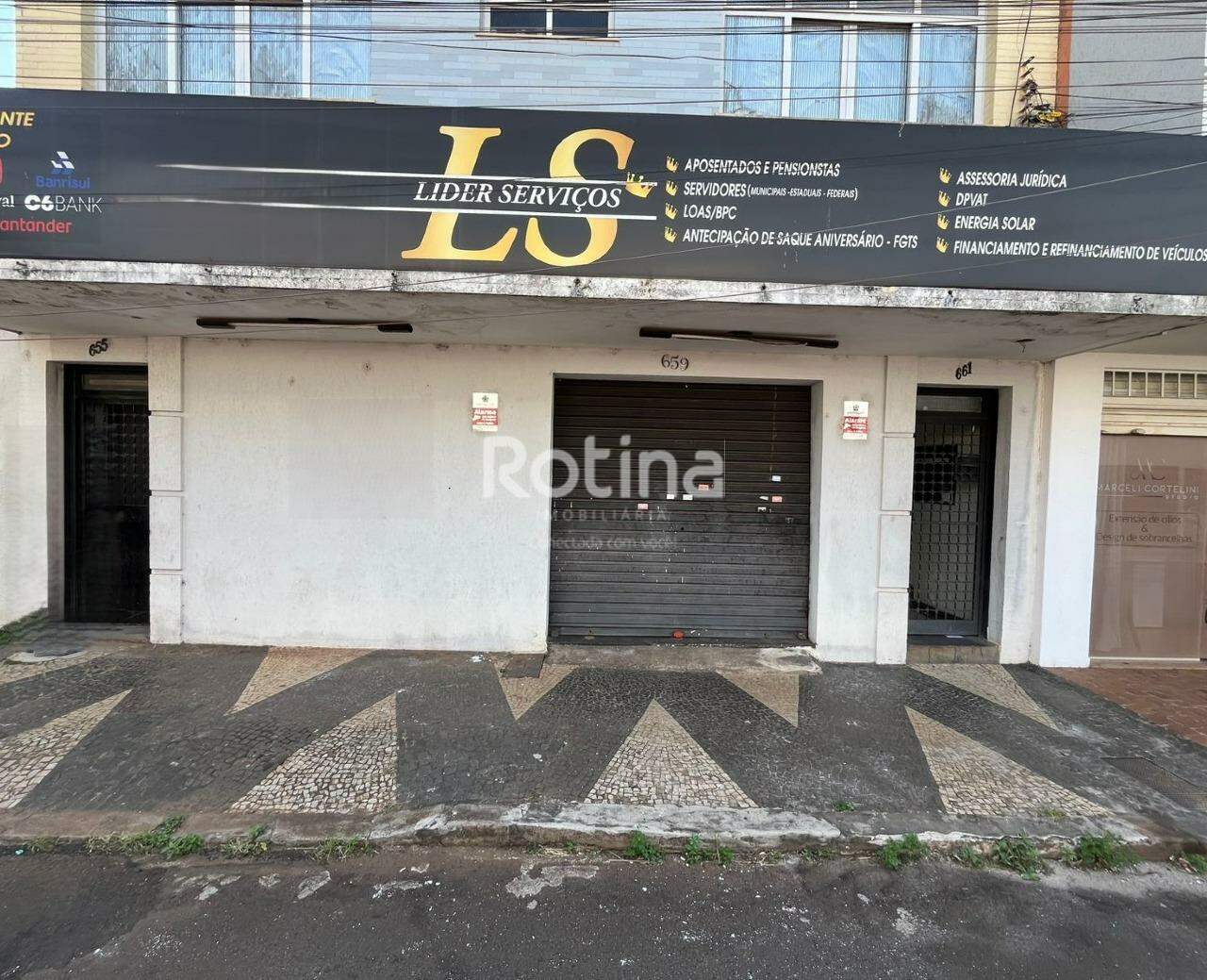 Apartamento para alugar, 3 quartos em Uberlândia no bairro Brasil no valor de R$ 2.200,00 - Rotina Imobiliária: 