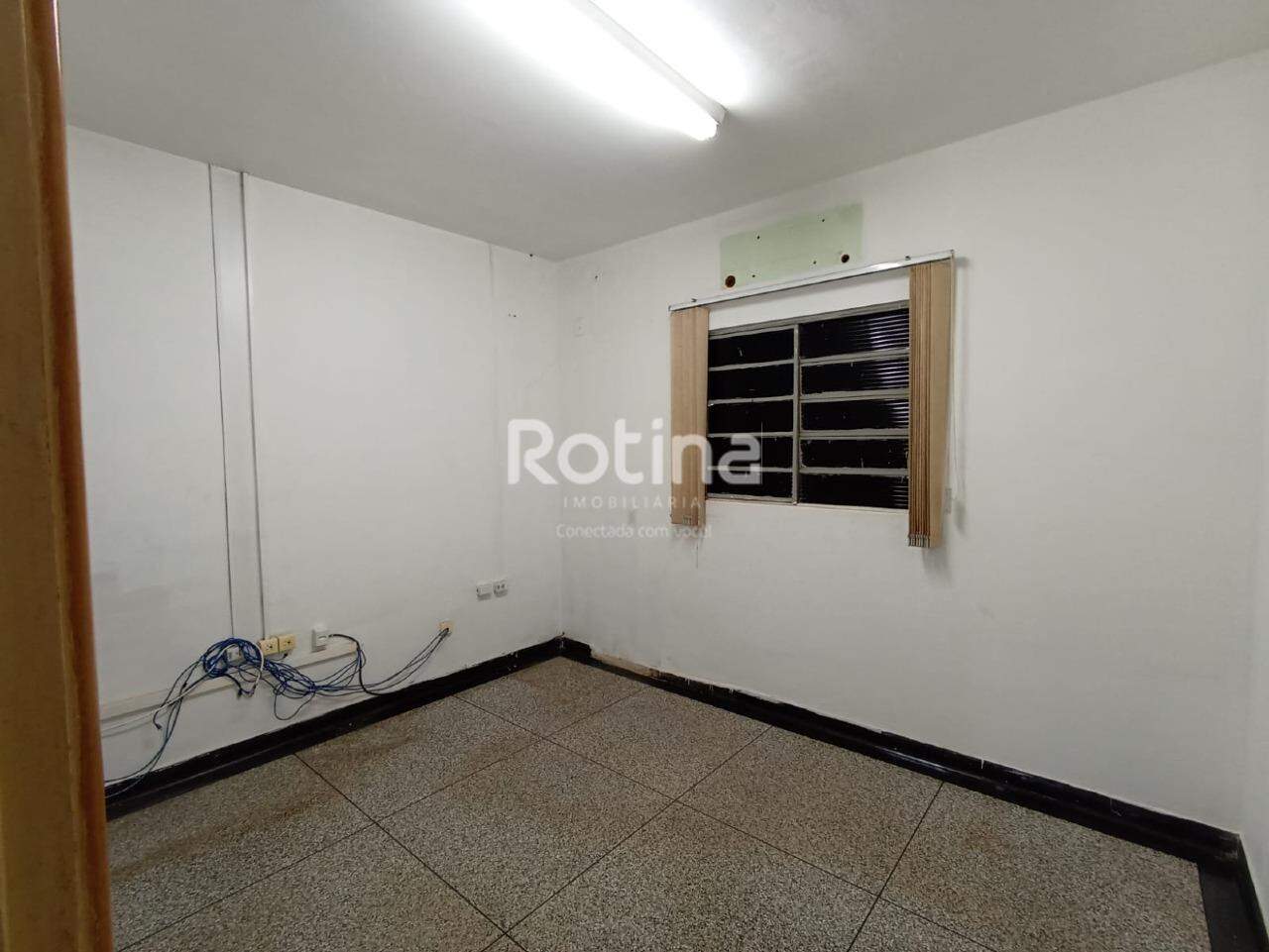Casa Comercial à venda, em Uberlândia no bairro Custódio Pereira no valor de R$ 600.000,00 - Rotina Imobiliária: 