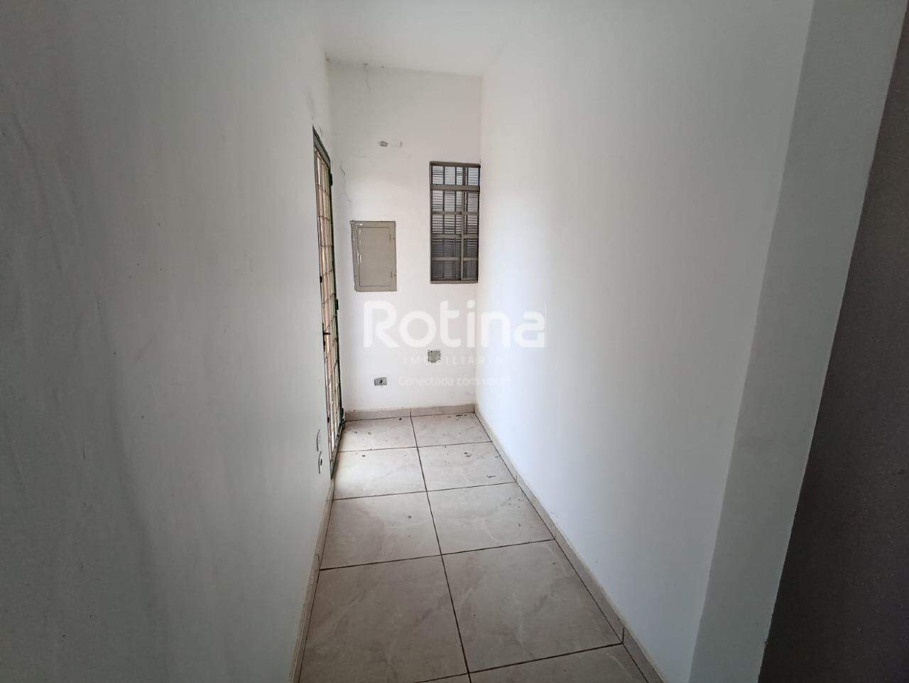 Casa Comercial à venda, em Uberlândia no bairro Custódio Pereira no valor de R$ 600.000,00 - Rotina Imobiliária: 