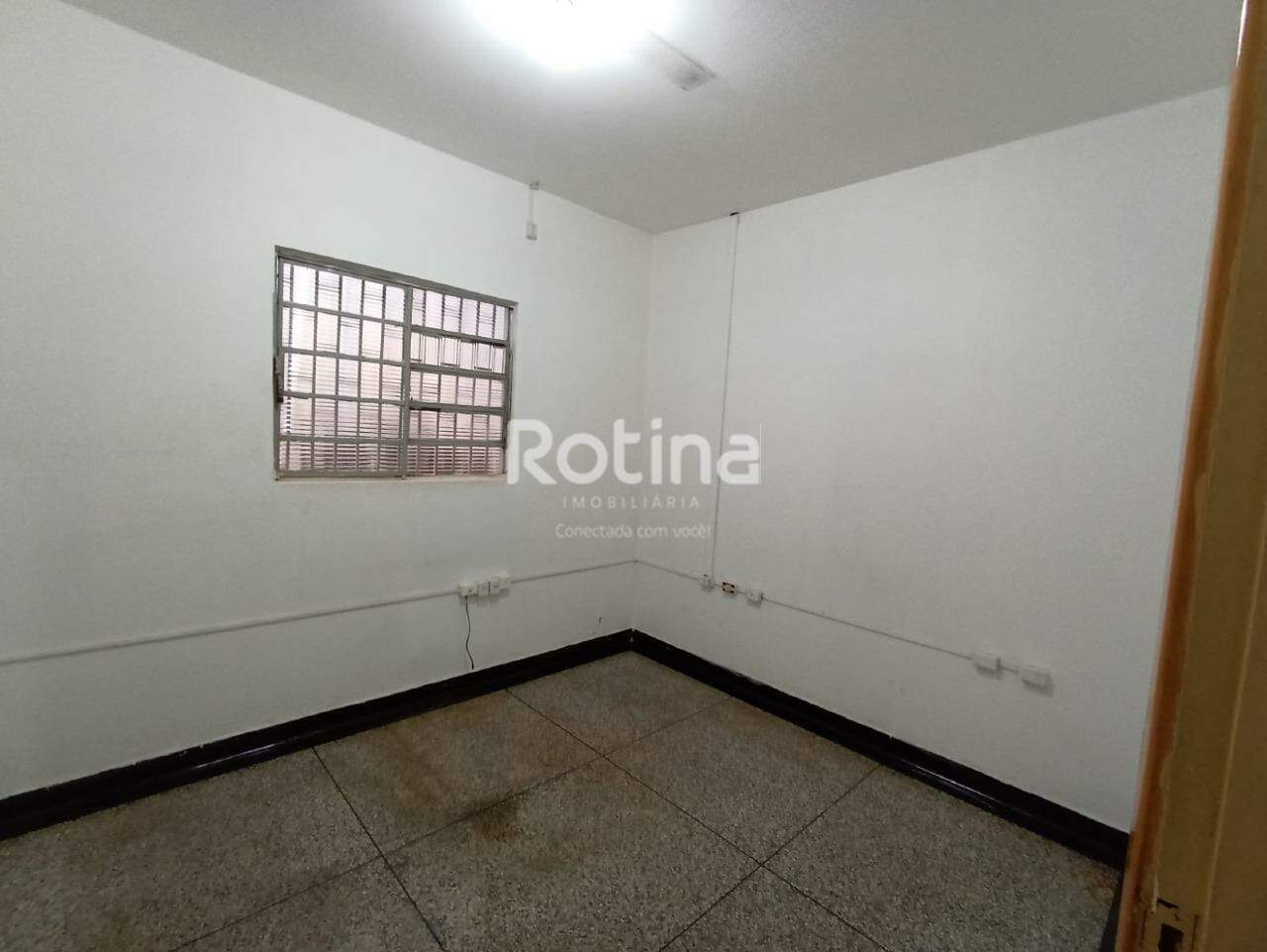 Casa Comercial à venda, em Uberlândia no bairro Custódio Pereira no valor de R$ 600.000,00 - Rotina Imobiliária: 