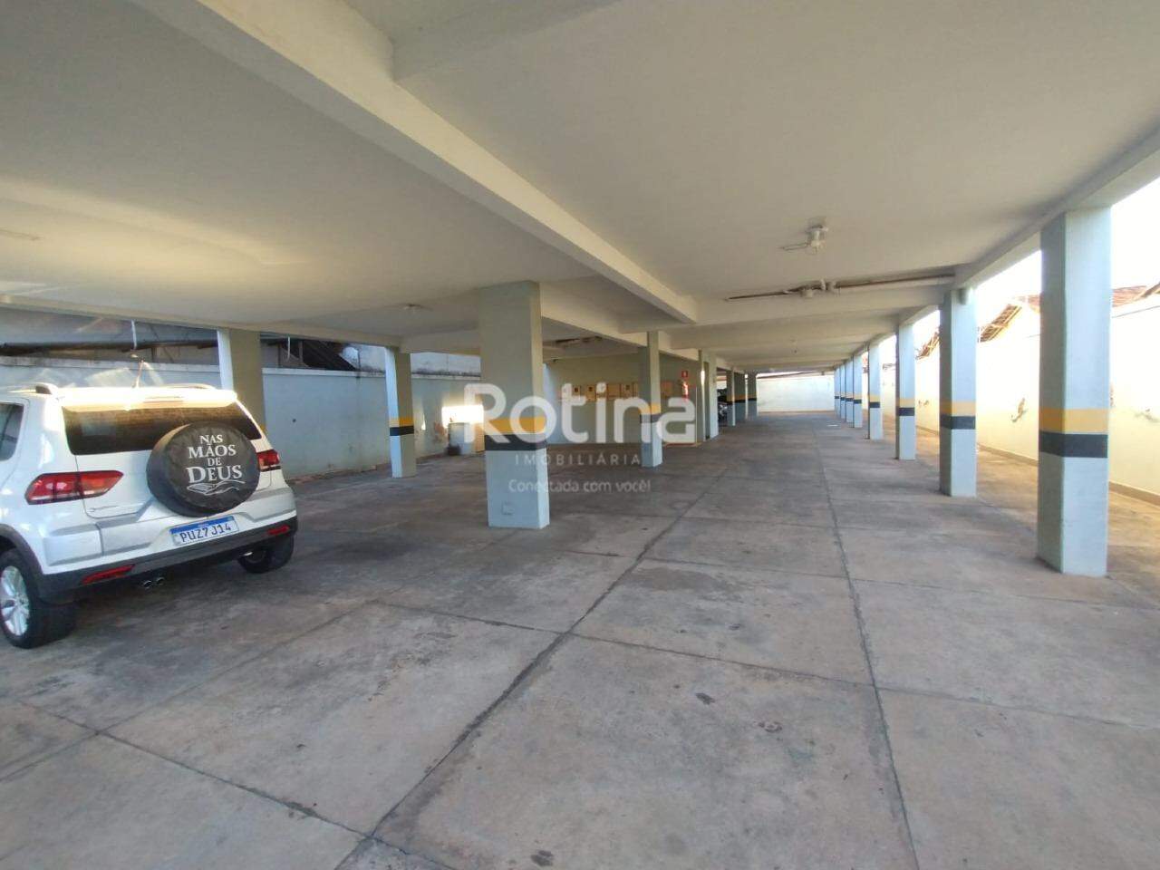 Apartamento para alugar, 3 quartos em Uberlândia no bairro Nossa Senhora Aparecida no valor de R$ 2.500,00 - Rotina Imobiliária: 