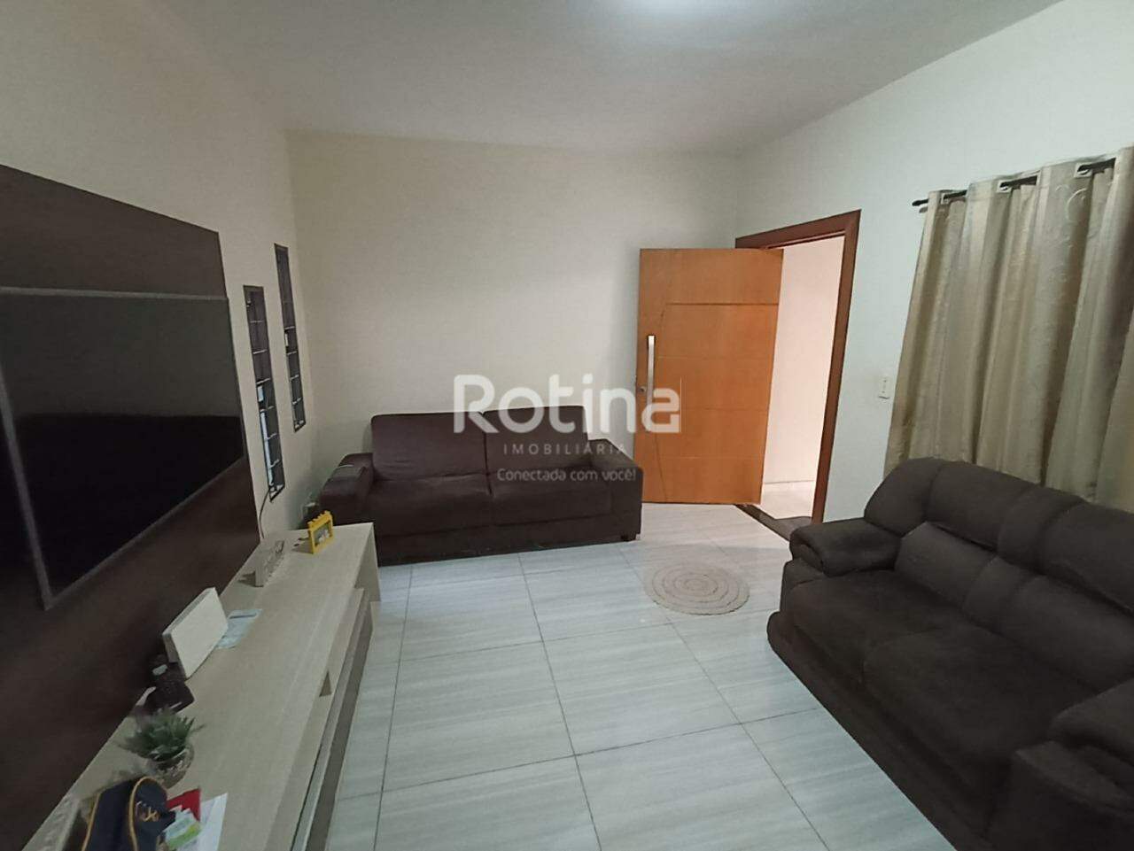 Casa à venda, 3 quartos em Uberlândia no bairro Pampulha no valor de R$ 650.000,00 - Rotina Imobiliária: 