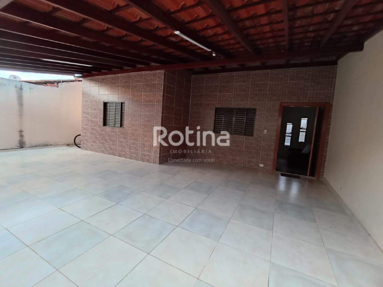 Casa à venda, 3 quartos em Uberlândia no bairro Pampulha no valor de R$ 650.000,00 - Rotina Imobiliária: 