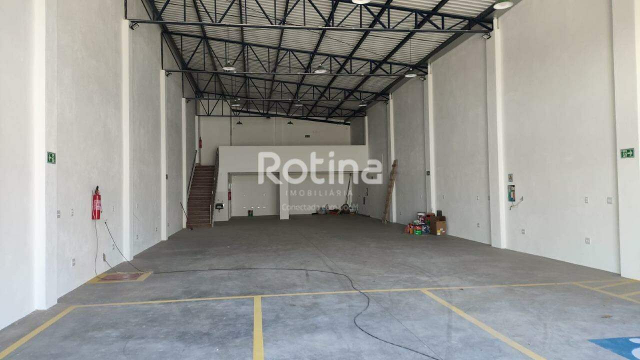 Galpão para alugar, em Uberlândia no bairro Santa Mônica no valor de R$ 10.000,00 - Rotina Imobiliária: 