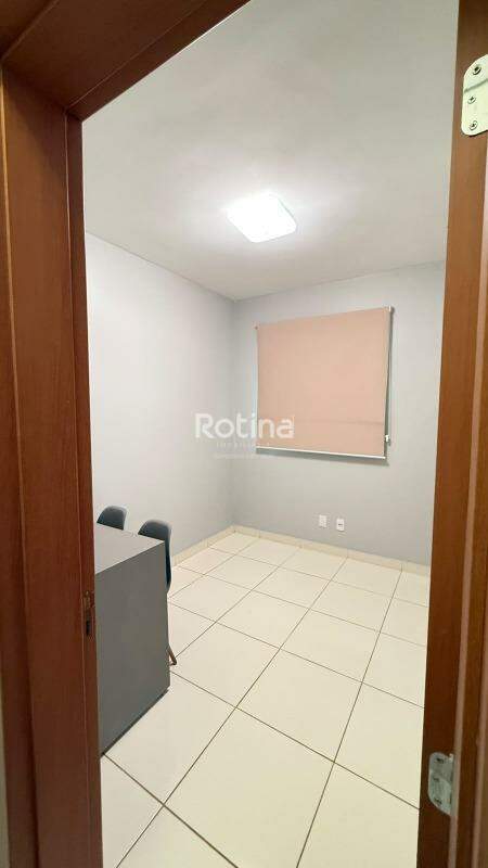 Apartamento à venda, 2 quartos em Uberlândia no bairro Laranjeiras no valor de R$ 290.000,00 - Rotina Imobiliária: 