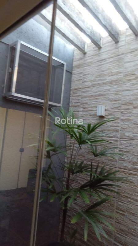 Casa à venda, 2 quartos em Uberlândia no bairro Shopping Park no valor de R$ 395.000,00 - Rotina Imobiliária: 