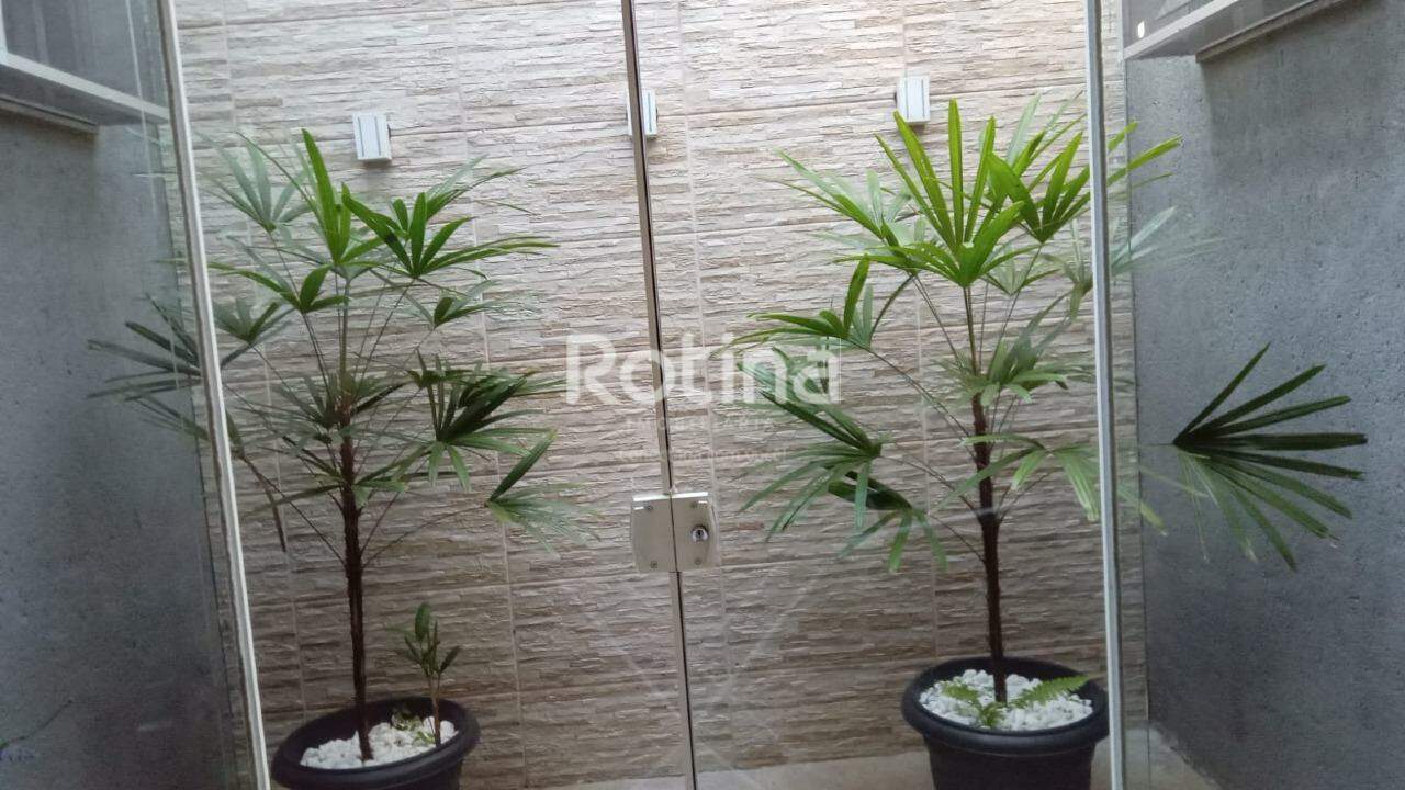 Casa à venda, 2 quartos em Uberlândia no bairro Shopping Park no valor de R$ 395.000,00 - Rotina Imobiliária: 