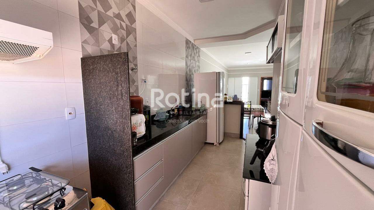 Casa à venda, 2 quartos em Uberlândia no bairro Shopping Park no valor de R$ 395.000,00 - Rotina Imobiliária: 