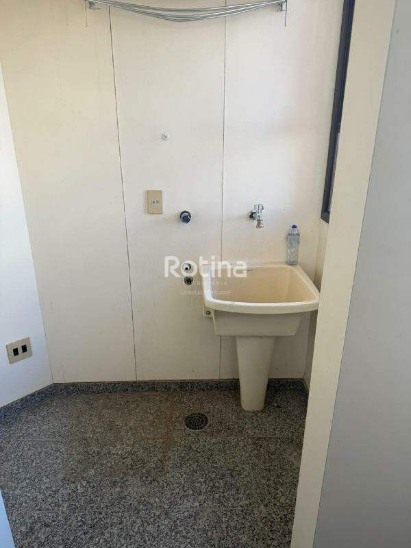 Apartamento à venda, 1 quarto em Uberlândia no bairro Centro no valor de R$ 300.000,00 - Rotina Imobiliária: 
