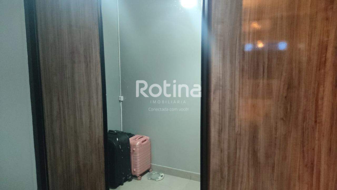 Casa para alugar, 3 quartos em Uberlândia no bairro Minas Gerais no valor de R$ 2.500,00 - Rotina Imobiliária: 