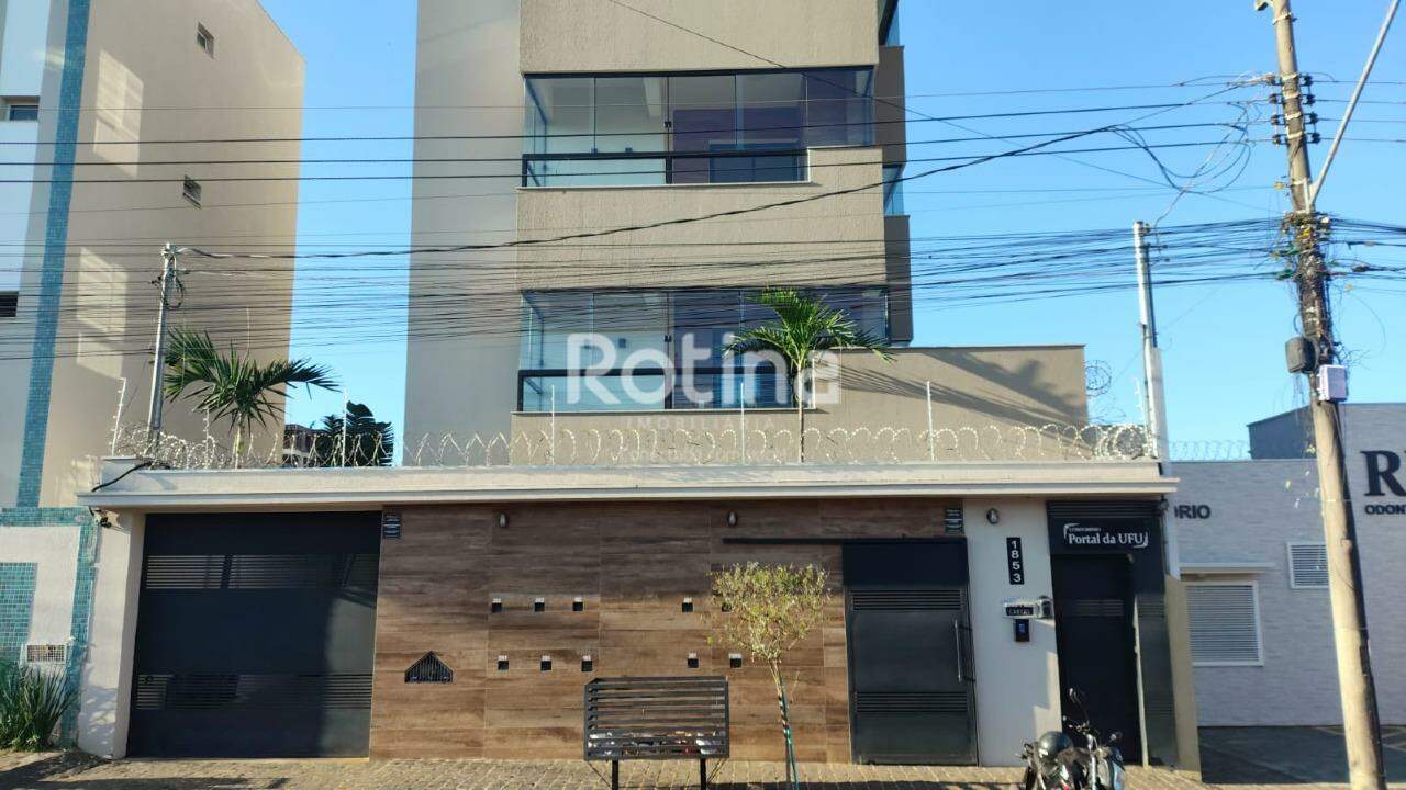 Apartamento para alugar, 3 quartos em Uberlândia no bairro Umuarama no valor de R$ 3.500,00 - Rotina Imobiliária: 