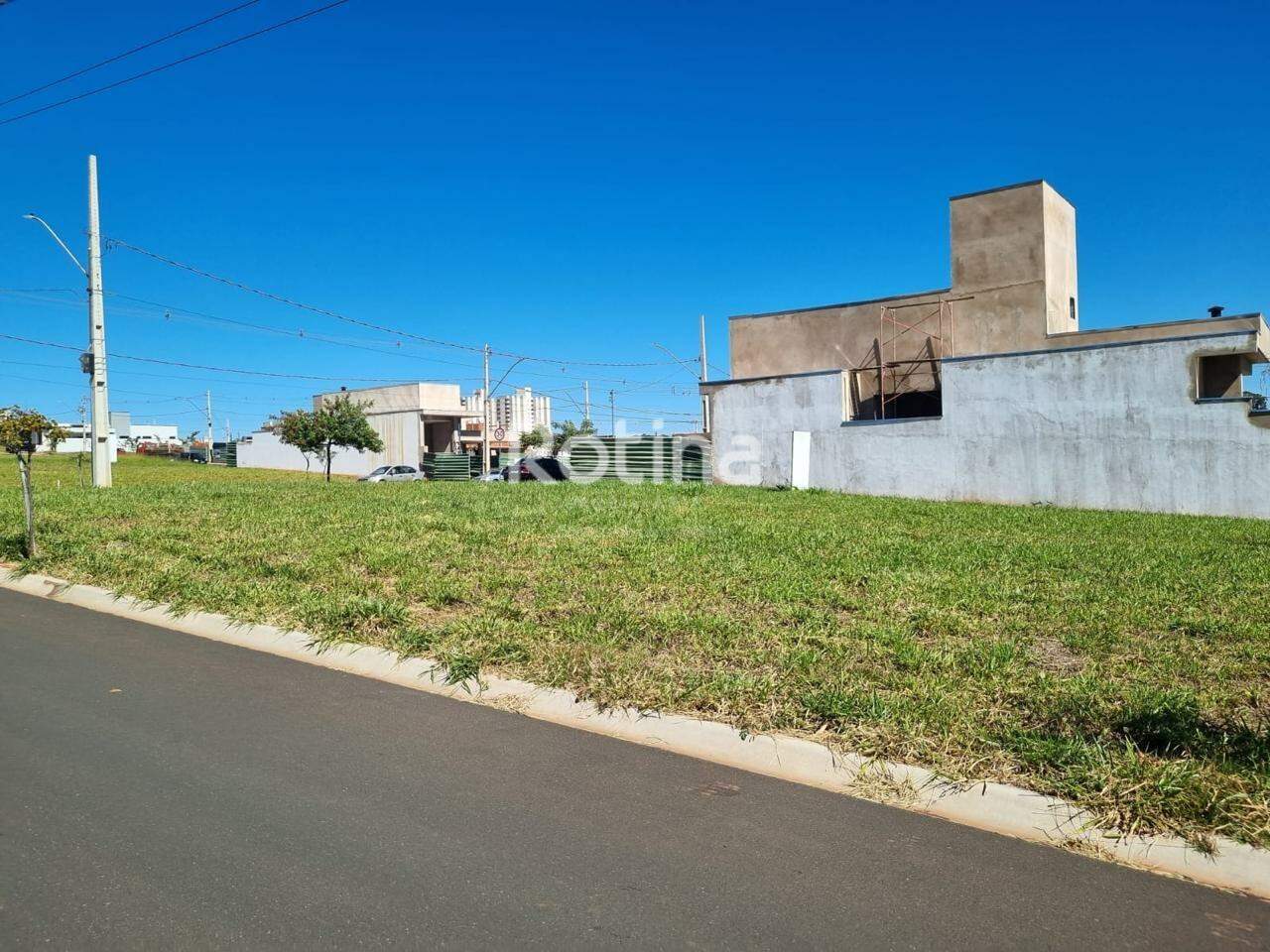 Terreno Condomínio Fechado à venda, em Uberlândia no bairro Loteamento Portal do Vale II no valor de R$ 380.000,00 - Rotina Imobiliária: 