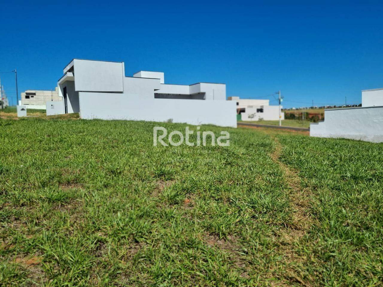 Terreno Condomínio Fechado à venda, em Uberlândia no bairro Loteamento Portal do Vale II no valor de R$ 450.000,00 - Rotina Imobiliária: 