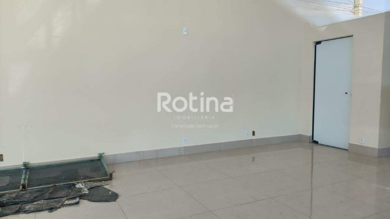 Loja para alugar, em Uberlândia no bairro Novo Mundo no valor de R$ 3.000,00 - Rotina Imobiliária: 