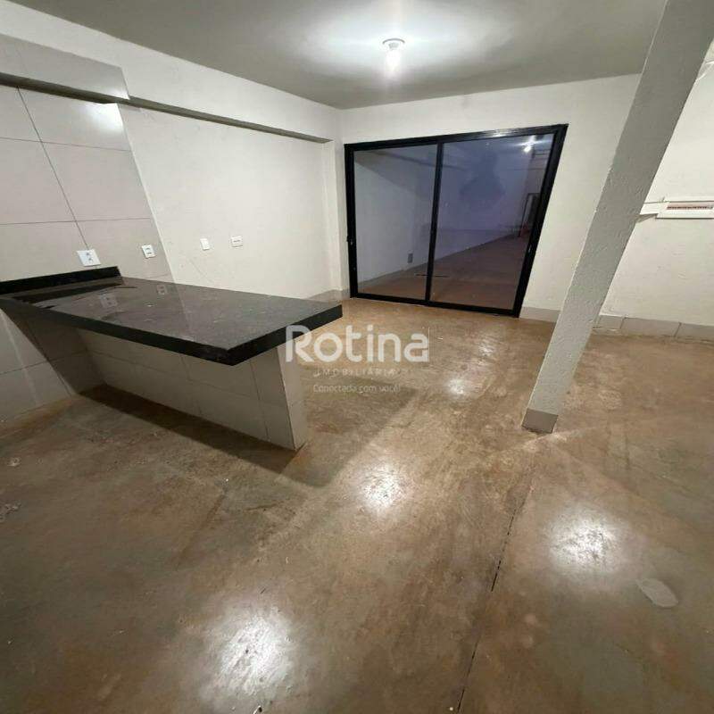 Casa para alugar, 4 quartos em Uberlândia no bairro Chácaras Parque Maravilha no valor de R$ 2.000,00 - Rotina Imobiliária: 