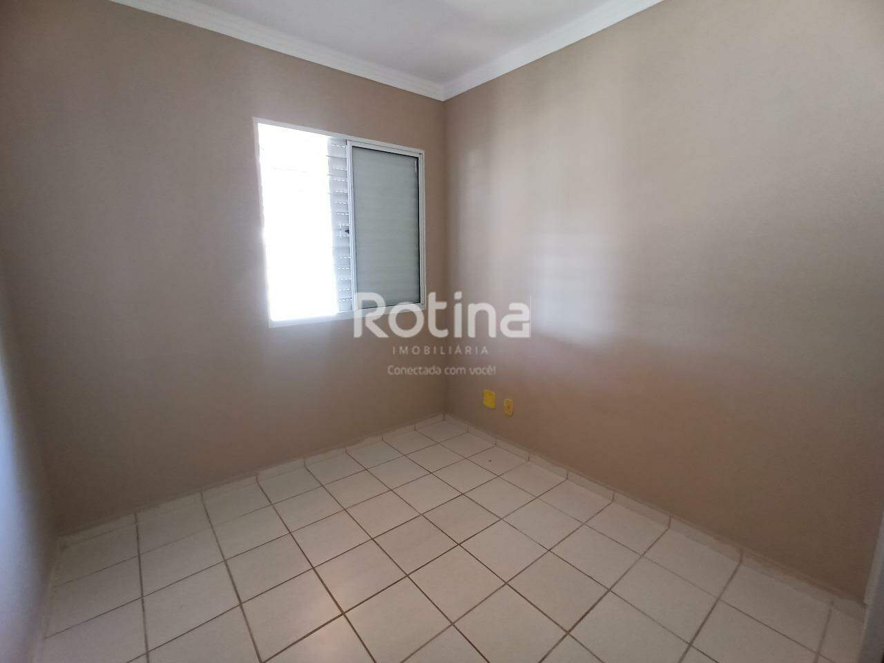 Casa Condomínio Fechado para alugar, 2 quartos em Uberlândia no bairro Aclimação no valor de R$ 2.200,00 - Rotina Imobiliária: 