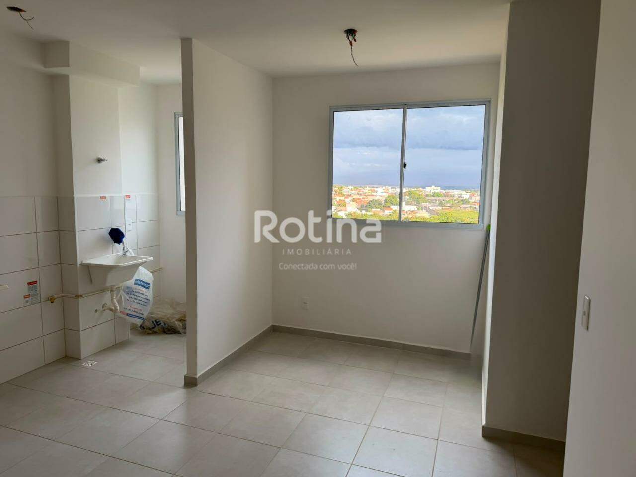 Apartamento para alugar, 2 quartos em Uberlândia no bairro Shopping Park no valor de R$ 1.000,00 - Rotina Imobiliária: 