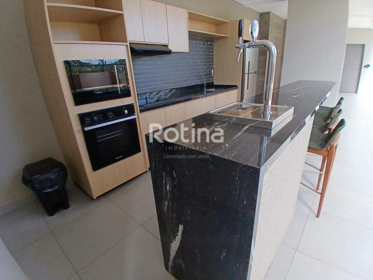 Apartamento para alugar, 3 quartos em Uberlândia no bairro Gávea no valor de R$ 6.800,00 - Rotina Imobiliária: 