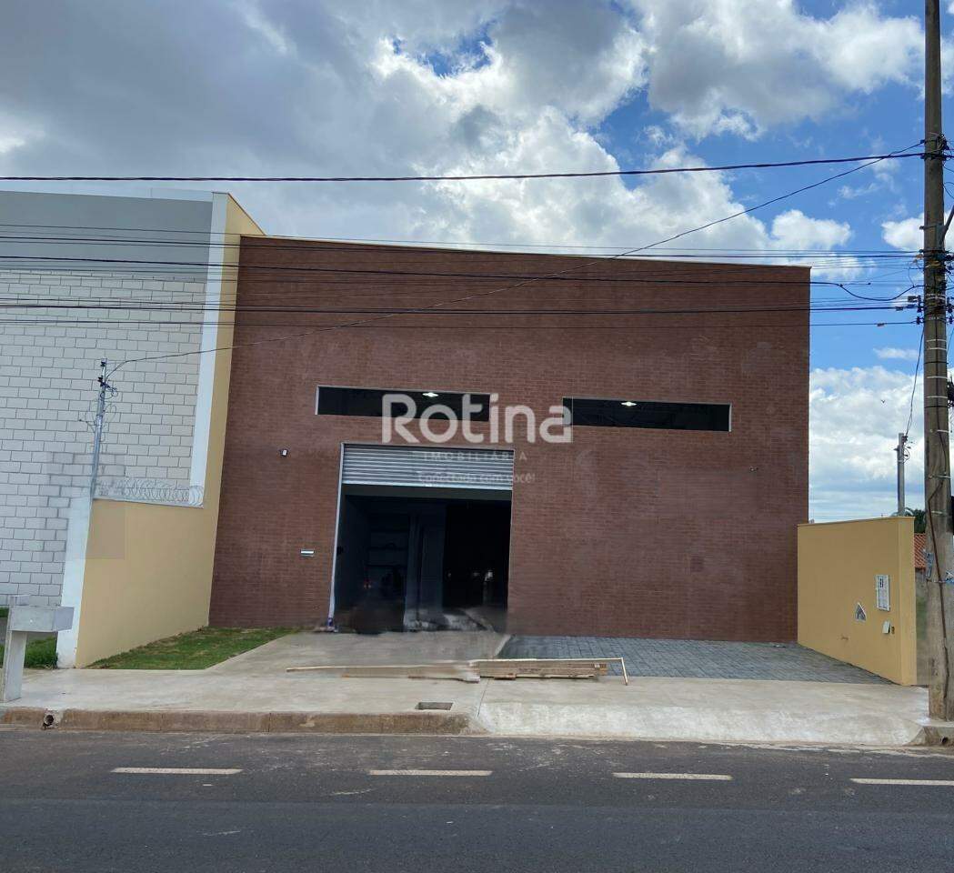 Galpão para alugar, em Uberlândia no bairro Granada no valor de R$ 6.500,00 - Rotina Imobiliária: 