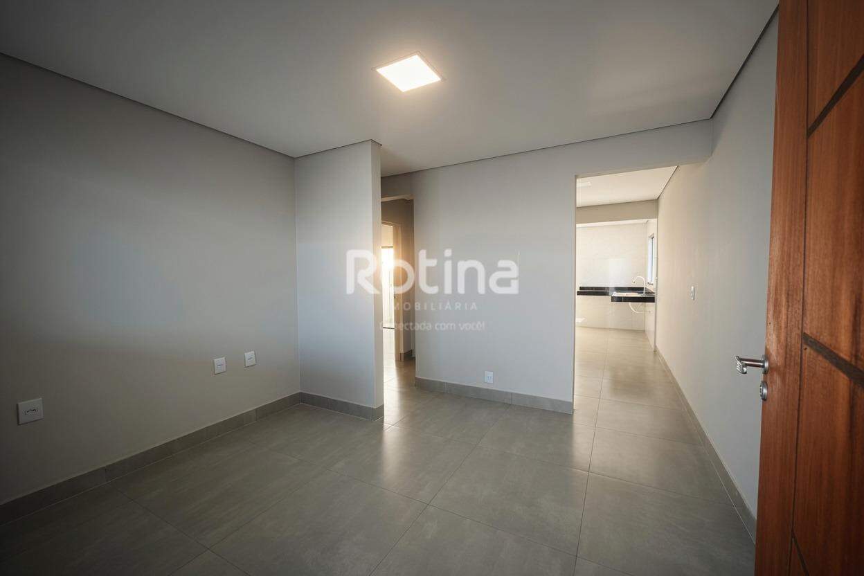 Casa à venda, 3 quartos em Uberlândia no bairro Shopping Park no valor de R$ 370.000,00 - Rotina Imobiliária: 