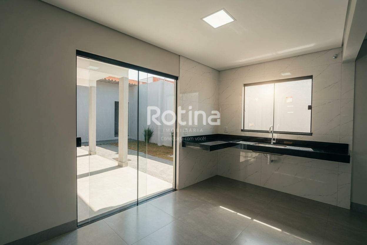 Casa à venda, 3 quartos em Uberlândia no bairro Shopping Park no valor de R$ 370.000,00 - Rotina Imobiliária: 