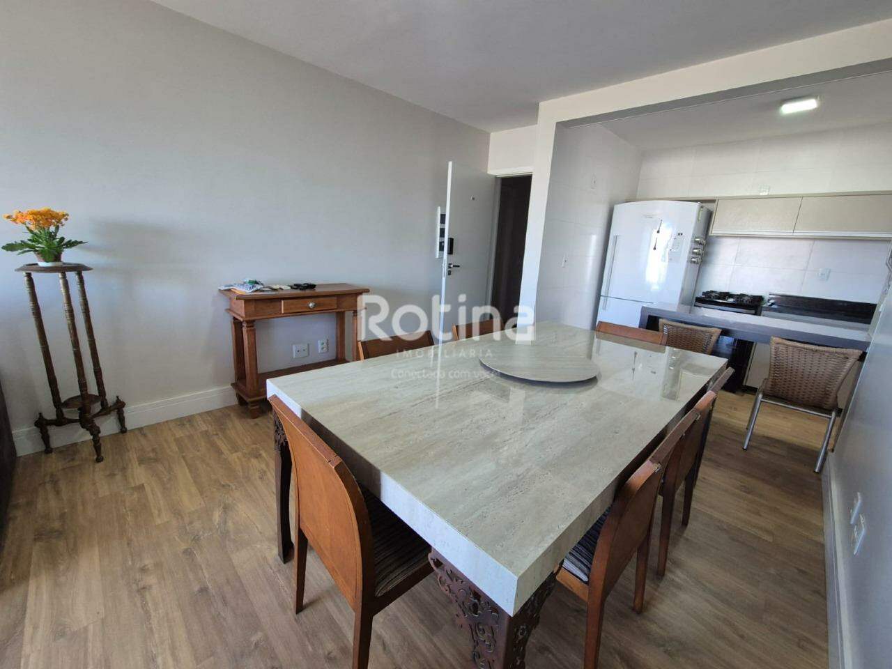 Apartamento à venda, 3 quartos em Uberlândia no bairro Patrimônio no valor de R$ 600.000,00 - Rotina Imobiliária: 