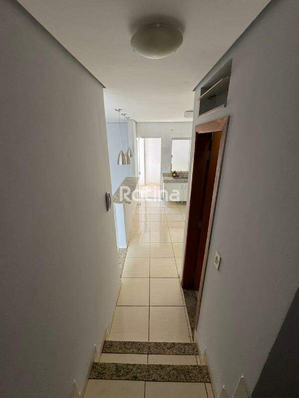 Casa Condomínio Fechado à venda, 2 quartos em Uberlândia no bairro Vigilato Pereira no valor de R$ 320.000,00 - Rotina Imobiliária: 