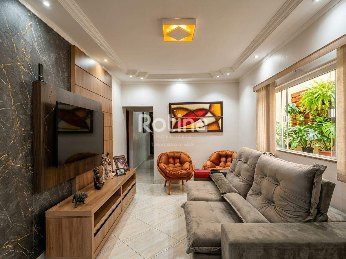 Casa à venda, 3 quartos em Uberlândia no bairro Presidente Roosevelt no valor de R$ 690.000,00 - Rotina Imobiliária: 