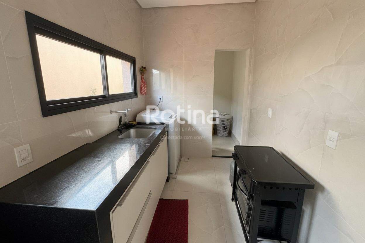 Casa Condomínio Fechado à venda, 3 quartos em Uberlândia no bairro Granja Marileusa no valor de R$ 2.250.000,00 - Rotina Imobiliária: 
